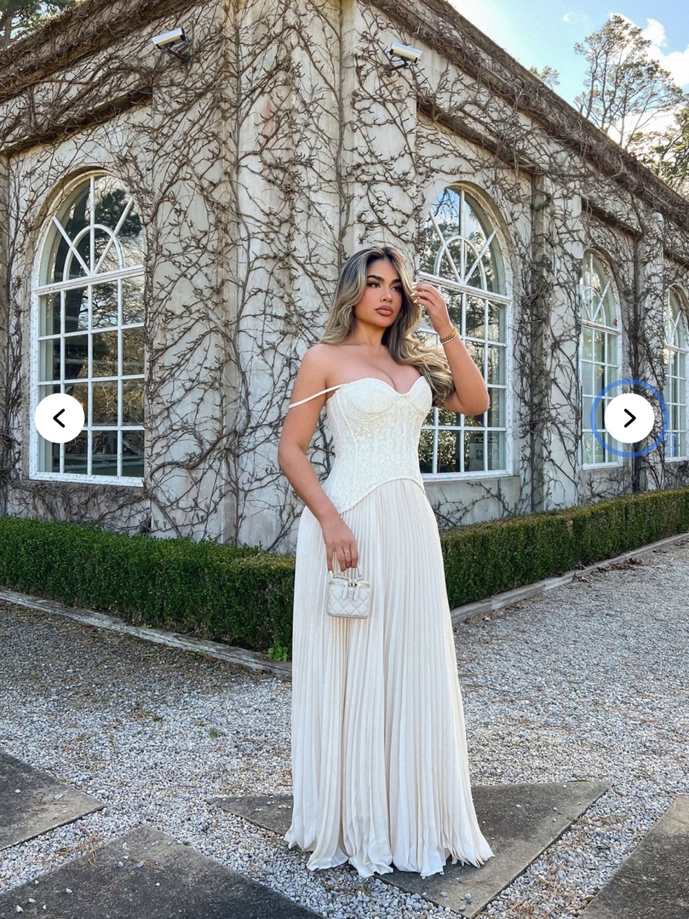 NWT XS Daniella Lace Corset Pleated Maxi Dress - Cream Fashion Nova - Picture 2 of 4